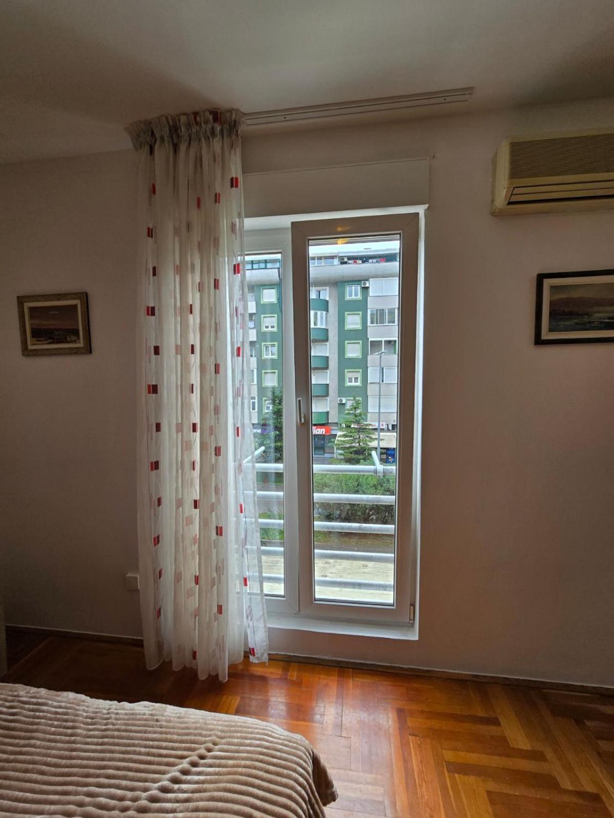 Laki Apartment Podgorica Kültér fotó